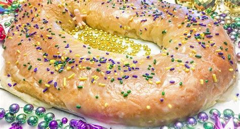 best king cakes in louisiana.